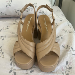 Leather platform sandals 37