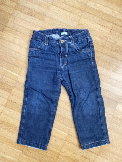 Blaue Jeans 6-9 Monate