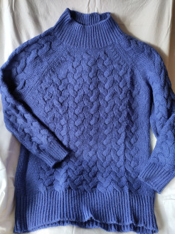 Pull bleu ultraviolet