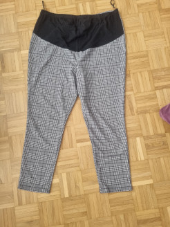 Pantalon gris à carreaux de grossesse 