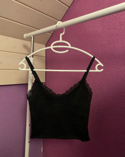 Thin straps top with black lace