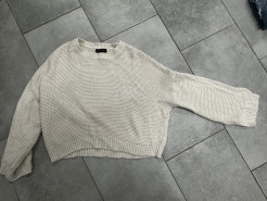 Cremefarbener Strickpullover