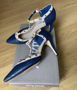 Pumps mit hoher Taille