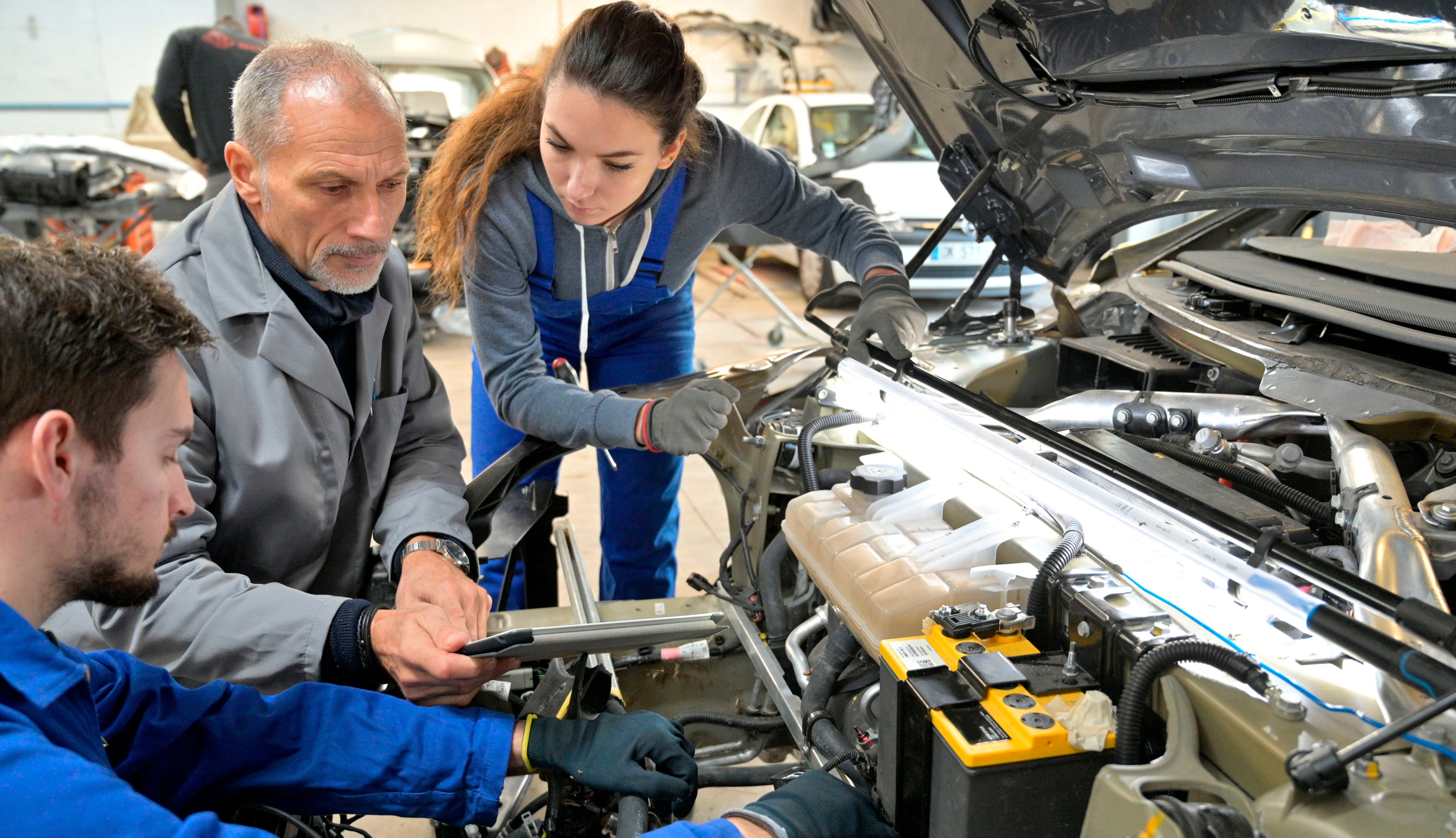 apprentis-tuteur-maintenance