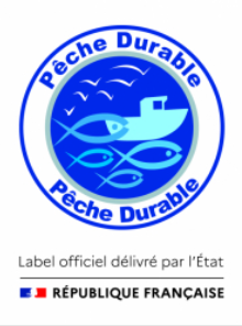 Logo du label Pêche Durable représentant des poissons, un bateau et des mouettes dans un rond bleu sur fond blanc. En bas, on peut lire l'inscription "Label officiel délivré par l'Etat" ainsi que le logo de la République Française