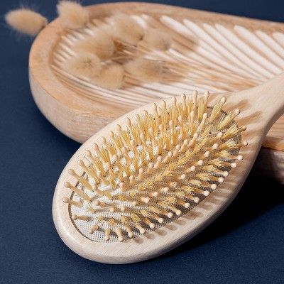 brosse bois avec poils cactus