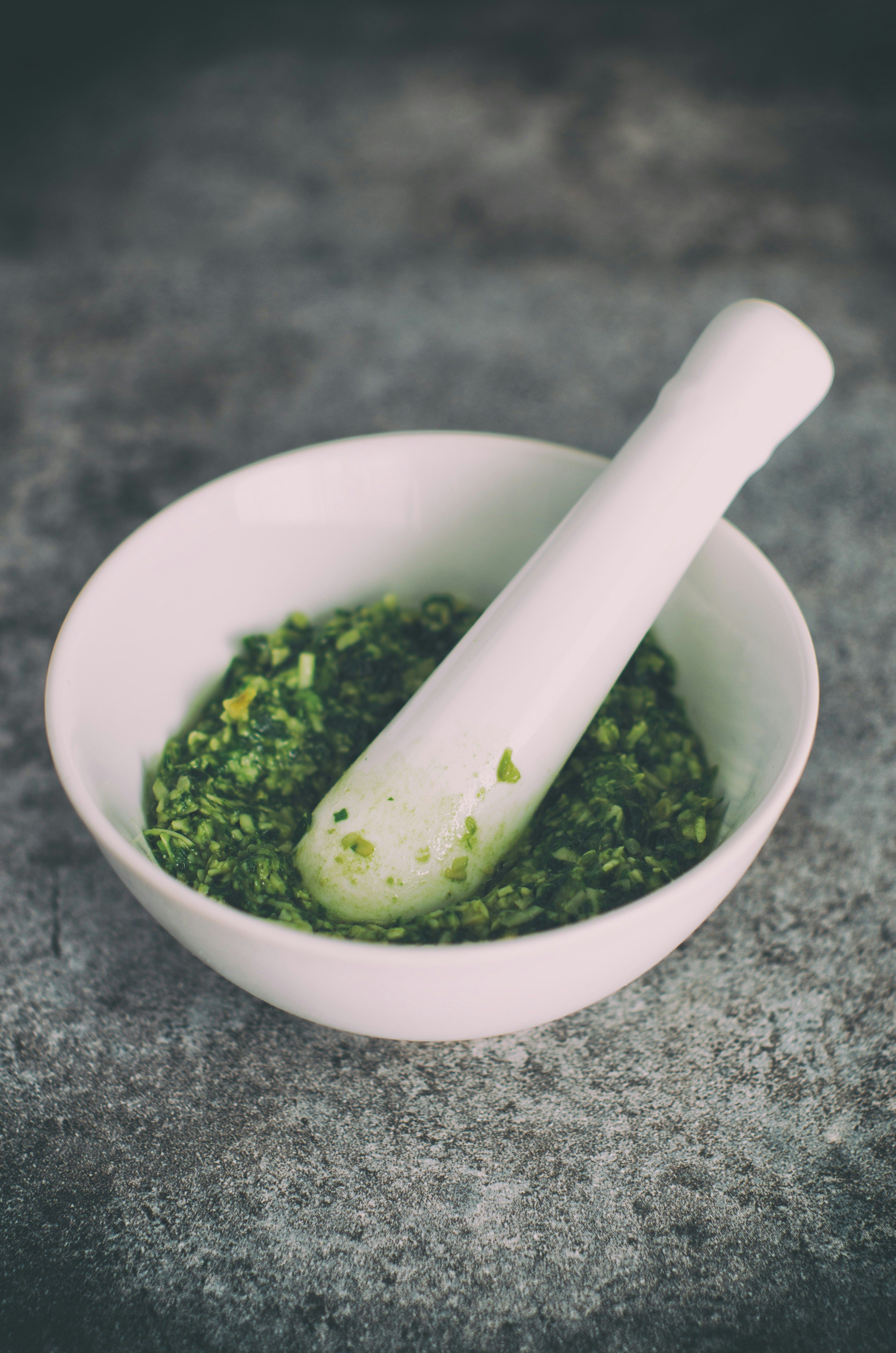 pesto-artur-rutkowski-unsplash.jpg