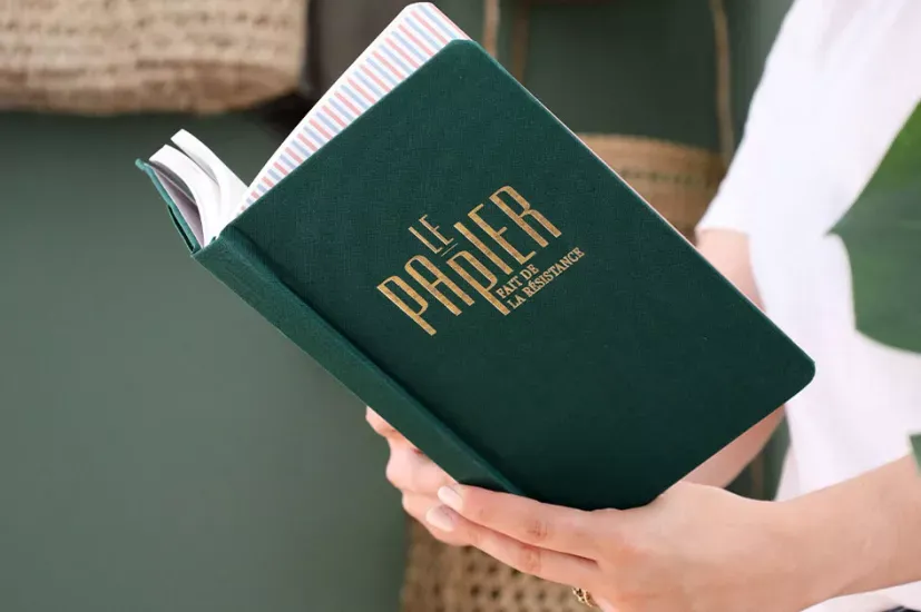 Carnet Le papier fait de la résistance