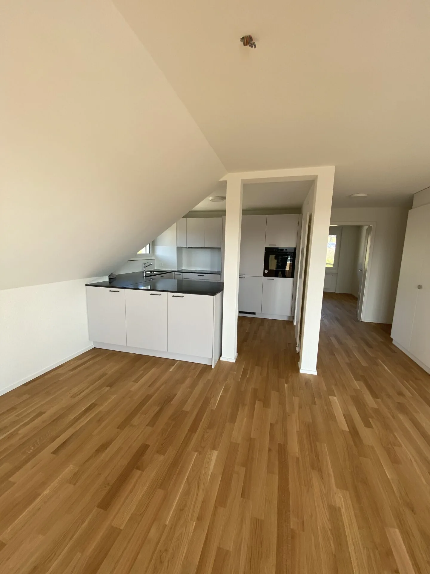 Grossaffoltern 4,5 Zi. Wohnung 2. OG