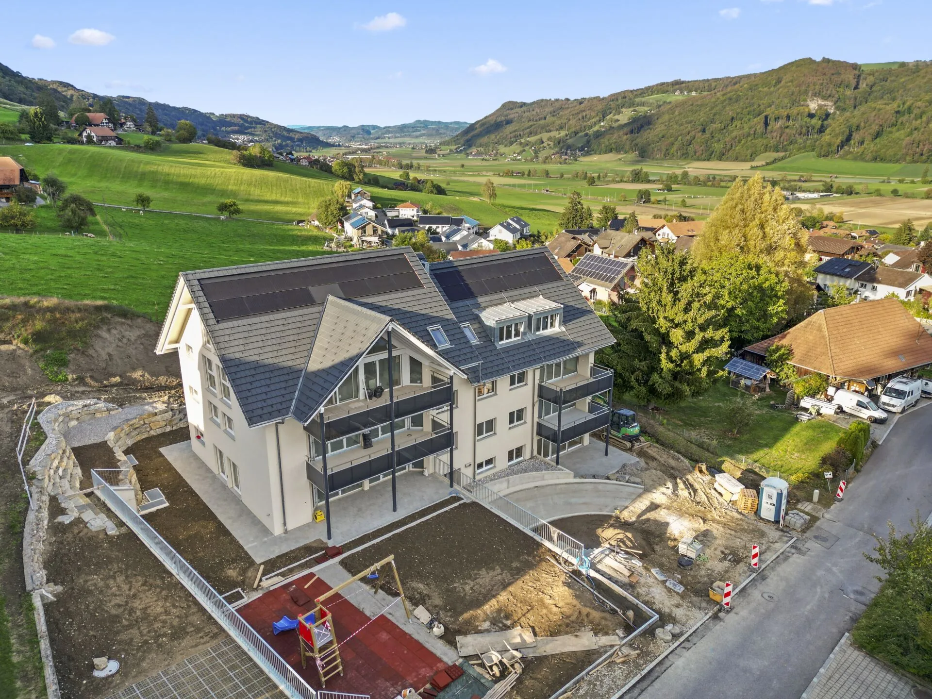 4.5-Zimmerwohnung mit Balkon 1. OG
