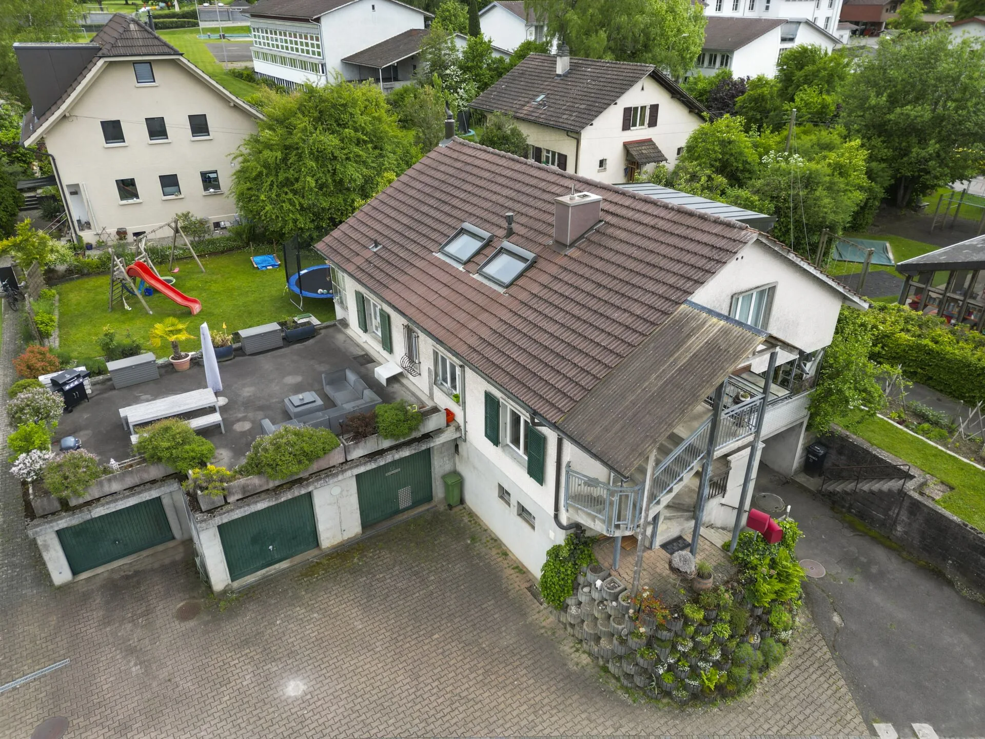 Zweifamilienhaus: Viel Platz, viel Potential