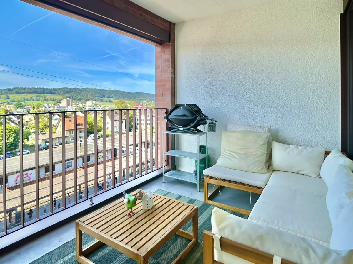 4.5-Zimmer-Wohnung, ruhig & hochwertig – bei Bahnhof Regensdorf