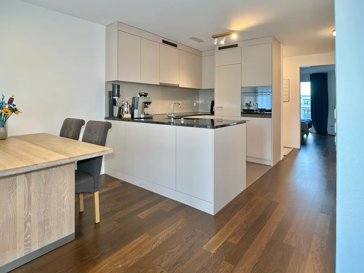 4.5-Zimmer-Wohnung, ruhig & hochwertig – bei Bahnhof Regensdorf