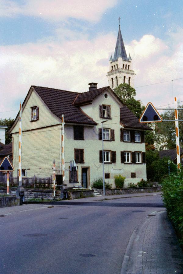 Kamera: Canon EOS 600,  Film: Harman Phoenix II 200
